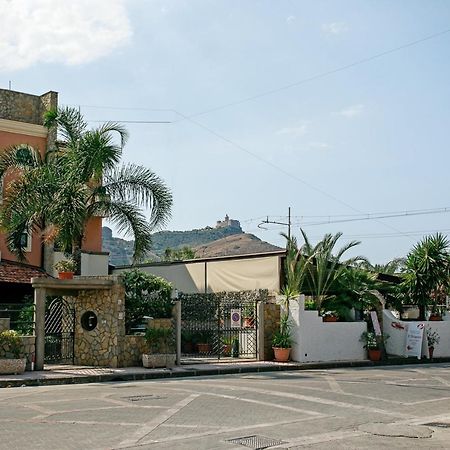 Dolce Dimora Oliveri Exterior foto